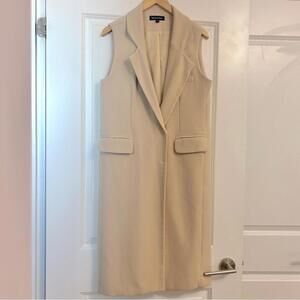 NEW Marciano Lined Vest Jacket, size small, tan